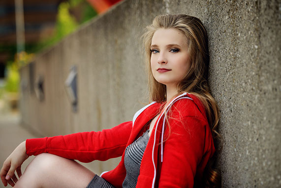 Ann Arbor Michigan and the greater Metro Detroit area, and offering unique Teen and High School Senior Portraits. Garden City High School in Gar