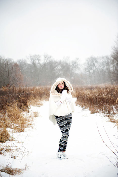 Senior Picture of Bedford High School senior Mackenzie at Wildwood MetroPark. Holly Omlor Photography