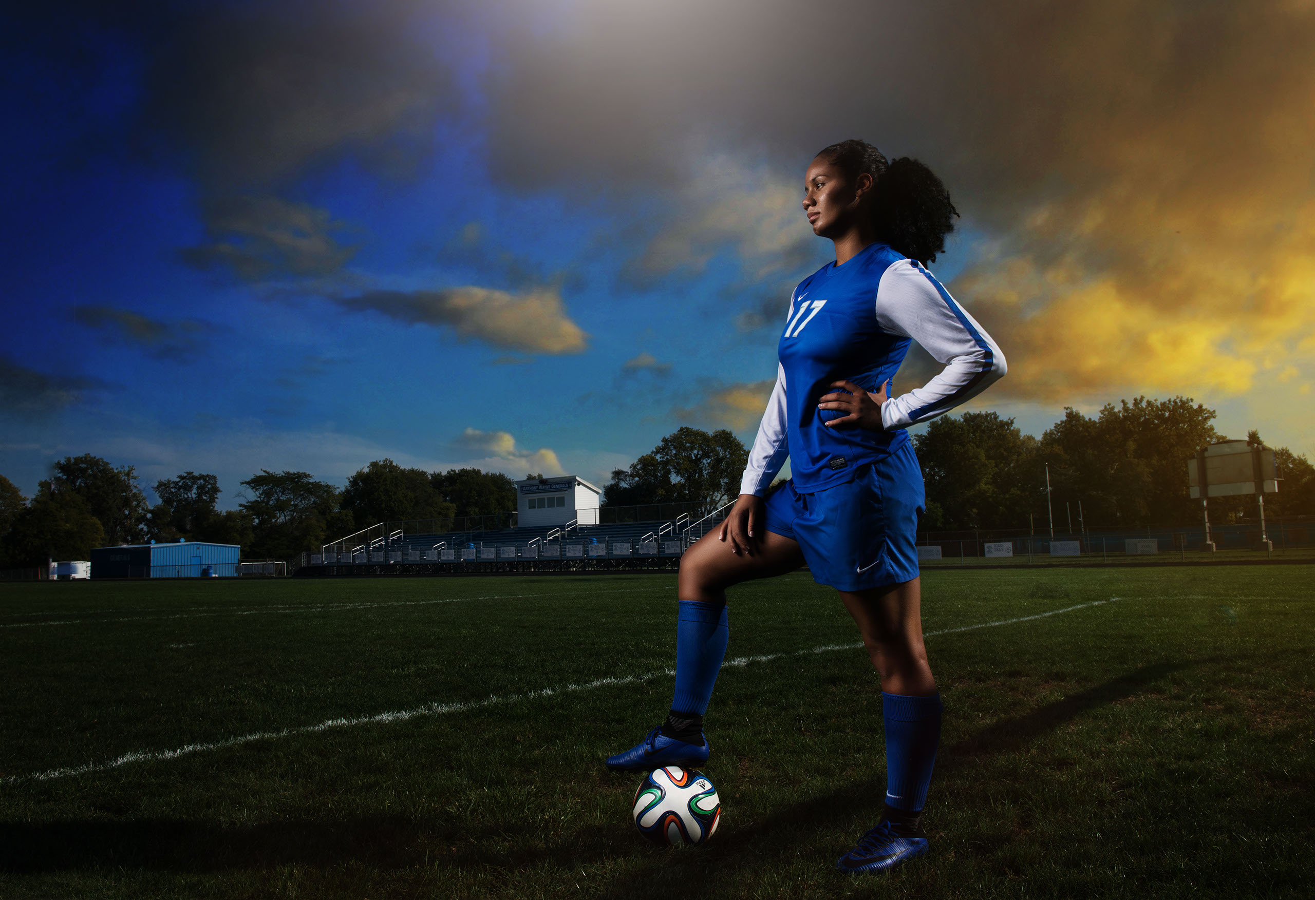 Senior Portraits Toledo Ohio Photographer Perrysburg Maumee. High School Senior Photography. Perrysburg, Maumee, Anthony Wayne, Notre Dame Acade