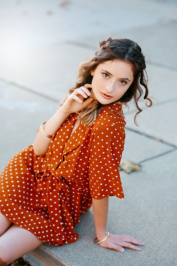 Senior Pictures Near Me Top High School Senior Photographers Toledo Sylvania Northview, Perrysburg, Clay High School, Anthony Wayne High School,