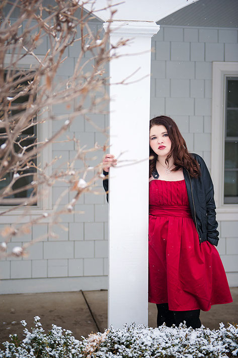 Toledo Ohio Senior Portraits, Bedford High School High School Senior portrait session. Holly Omlor Photograpphy 