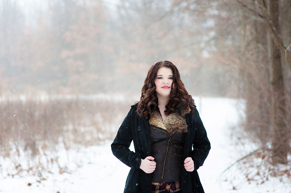 Toledo Ohio Senior Portraits, Bedford High School High School Senior portrait session. Holly Omlor Photograpphy 