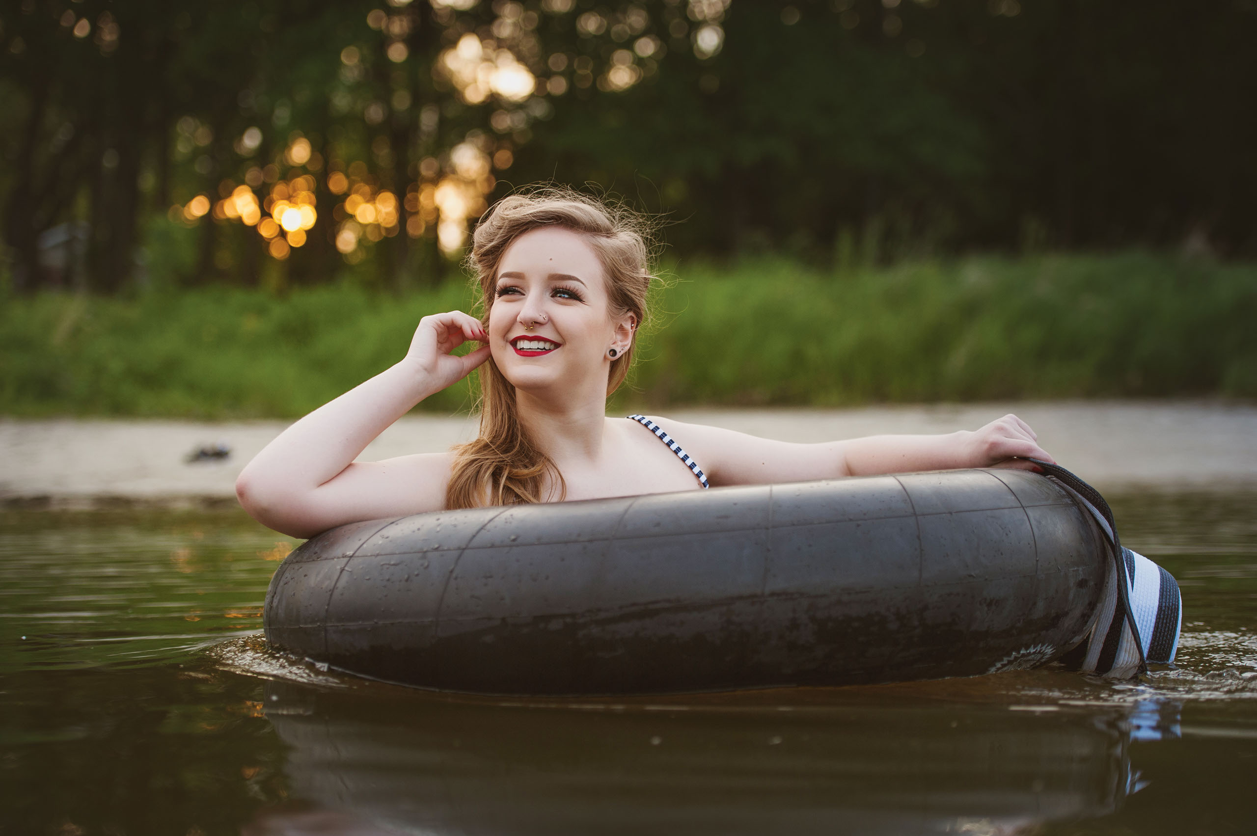 Senior Portraits Toledo Ohio Photographer Perrysburg Maumee. High School Senior Photography. Perrysburg, Maumee, Anthony Wayne, Notre Dame Acade