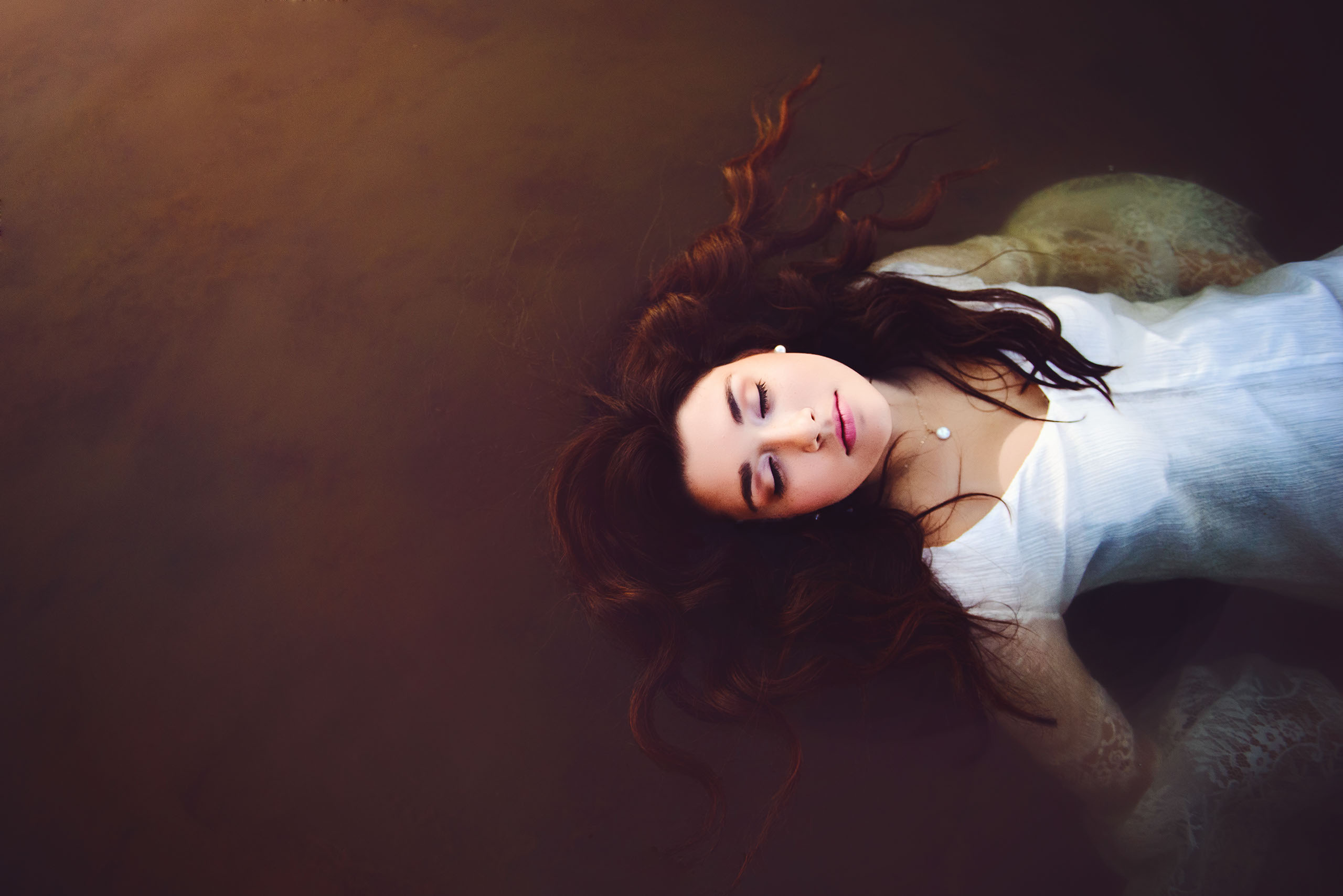 Senior Portraits Toledo Ohio Photographer Perrysburg Maumee. High School Senior Photography. Perrysburg, Maumee, Anthony Wayne, Notre Dame Acade