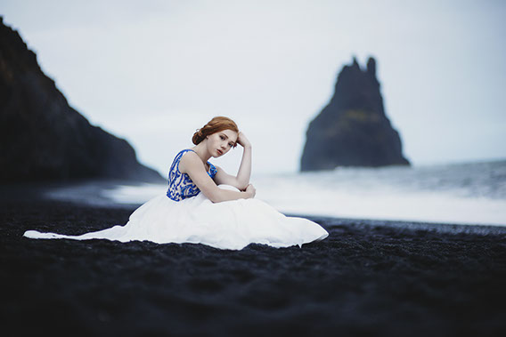 Ann Arbor Michigan and the greater Metro Detroit area, and offering unique Teen and High School Senior Portraits. Garden City High School in Gar